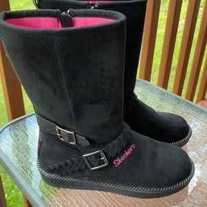 Sketchers Toasty toe boots for girls. Size 2.